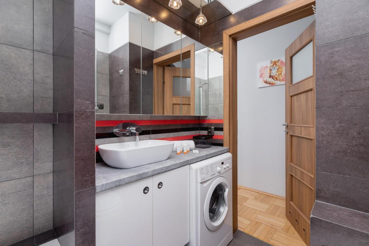 Lagiewniki Sanctuary One Bedroom Apartment By Renters Kraków Eksteriør billede
